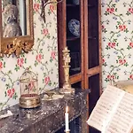 Hotel Caron De Beaumarchais 3*