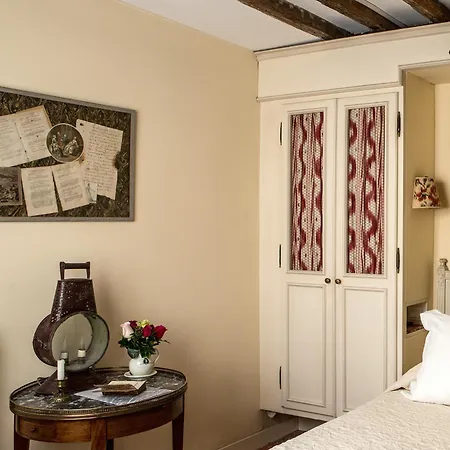 Caron De Beaumarchais 3* Parigi