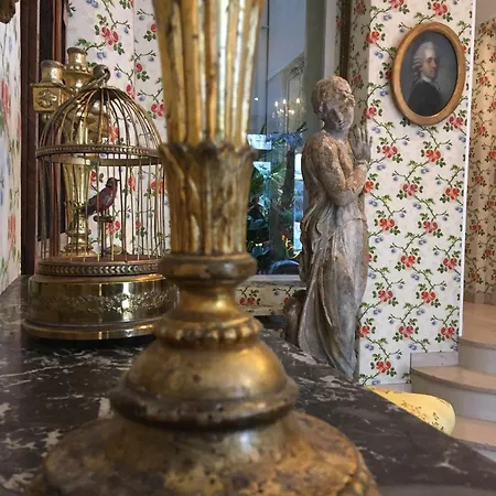 Caron De Beaumarchais 3* Parigi