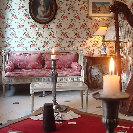 Hotel Caron De Beaumarchais Parigi