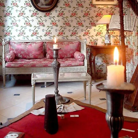 Hotel Caron De Beaumarchais Parigi