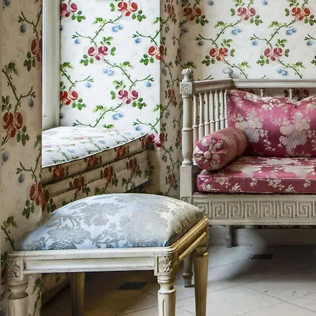 Caron De Beaumarchais 3* Parigi