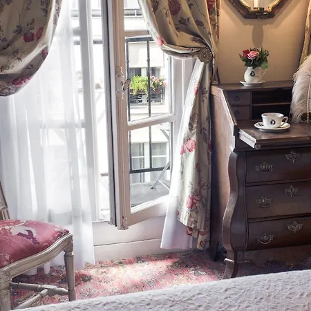 Caron De Beaumarchais 3* Parigi