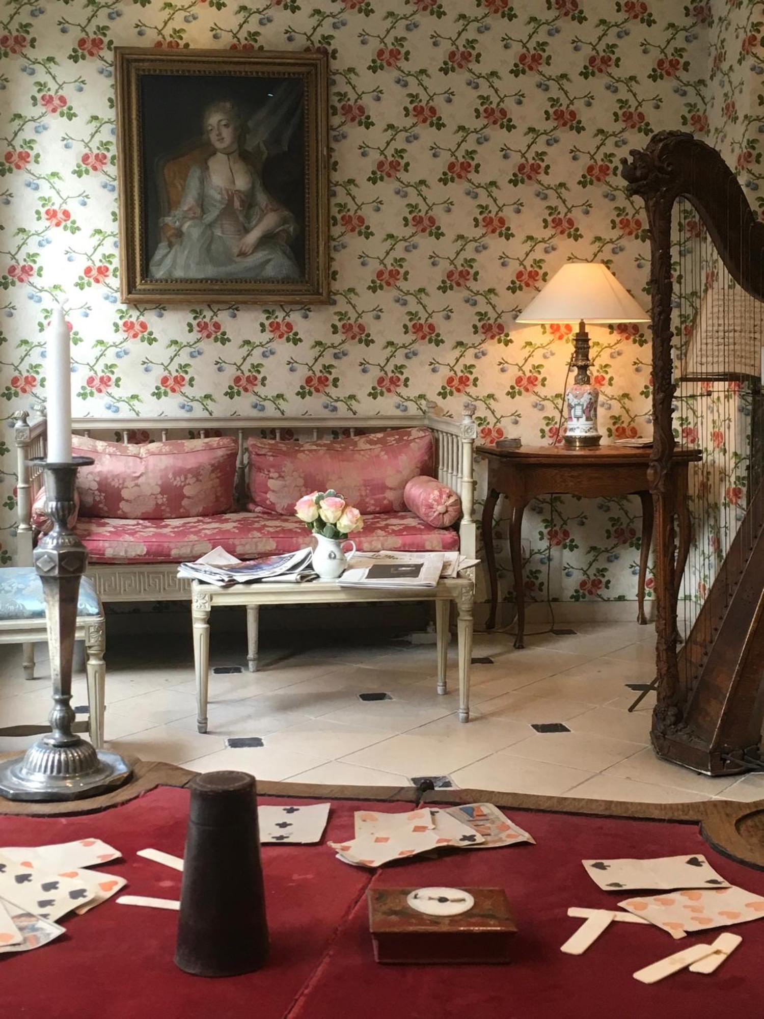 Caron De Beaumarchais Hotel 3*