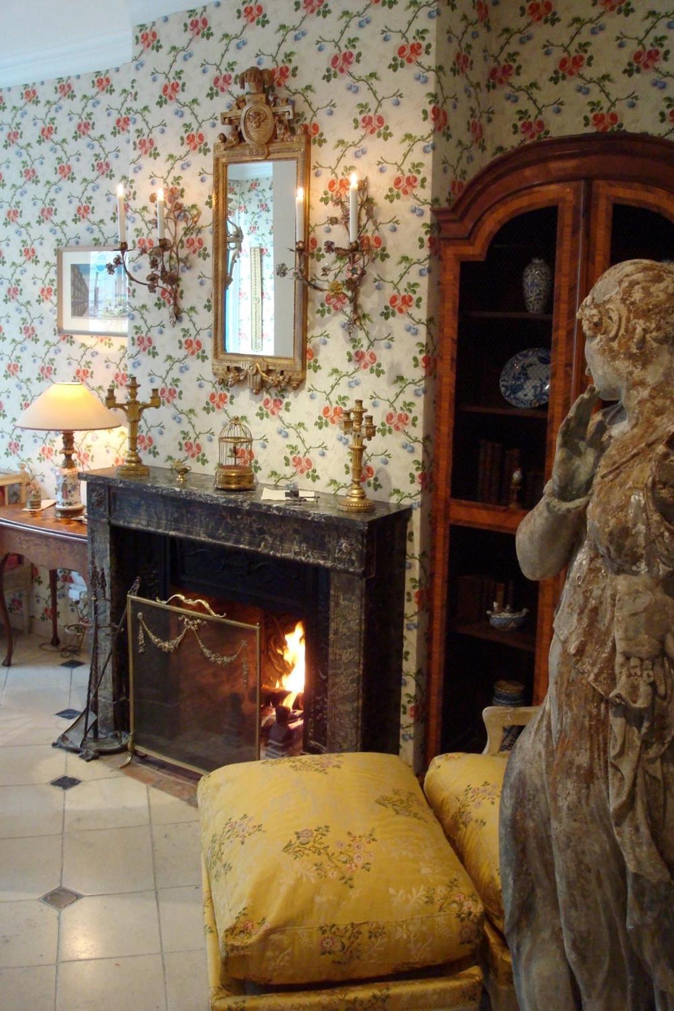 Caron De Beaumarchais Paris