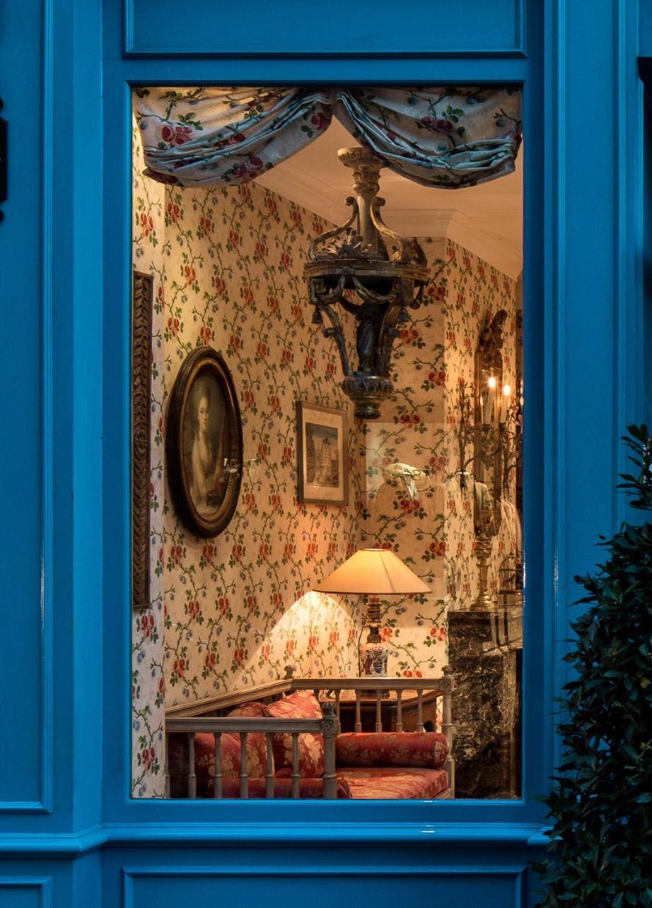 Caron De Beaumarchais Paris